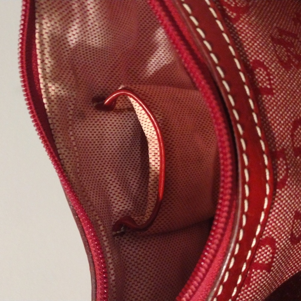 Dooney & Bourke Hobo Shoulder Bag Signature 1975 Red Leather Purse - Picture 15 of 16